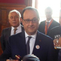 François Hollande félicite les Climats de Bourgogne pour leur inscription au Patrimoine mondial