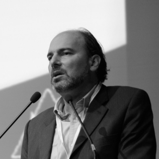 Luis Fernando SAMPER / La dimension stratégique du capital social généré par le réseau institutionnel du café - COLOMBIE (FR)